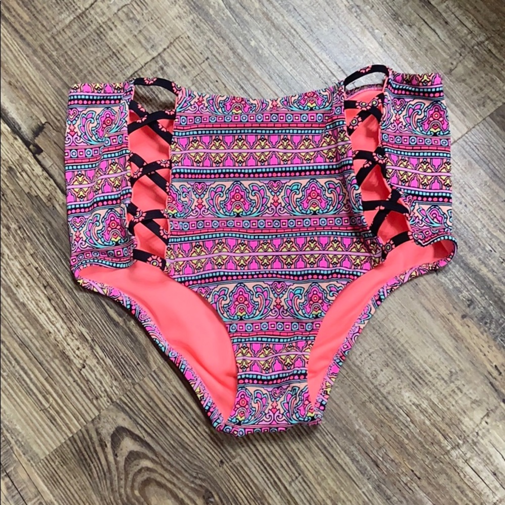 Bikini bottoms-high waisted
